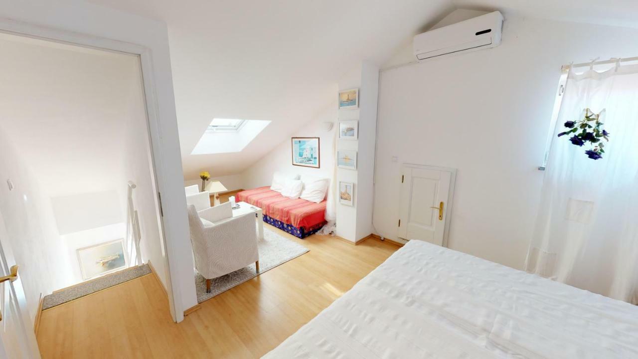 Apartment Potkonjak Povljana Buitenkant foto