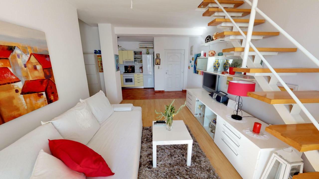 Apartment Potkonjak Povljana Buitenkant foto